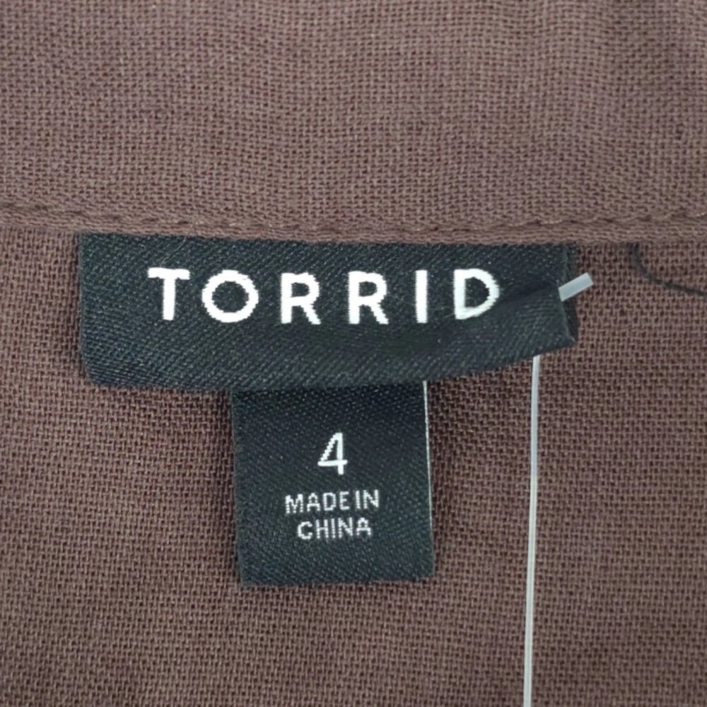 NWT TORRID WOMEN'S PLUS SIZE 4X DUOFOLD BUTTON UP SHORT SLEEVE BROWN SHIRT PUCE - Picture 3 of 8